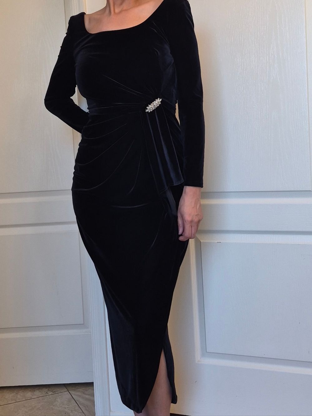 Jeffery & Dara Vintage Evening Black Velvet Gown Sz 10